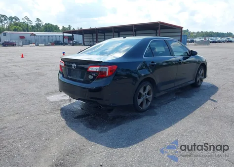 2014 Toyota Camry Se Sport z USA, uszkodzony, nr VIN 4T1BF1FK6EU366692